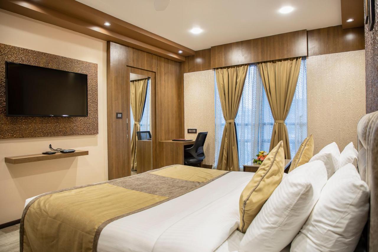Hotel Rajmahal Guváhátí Exteriér fotografie