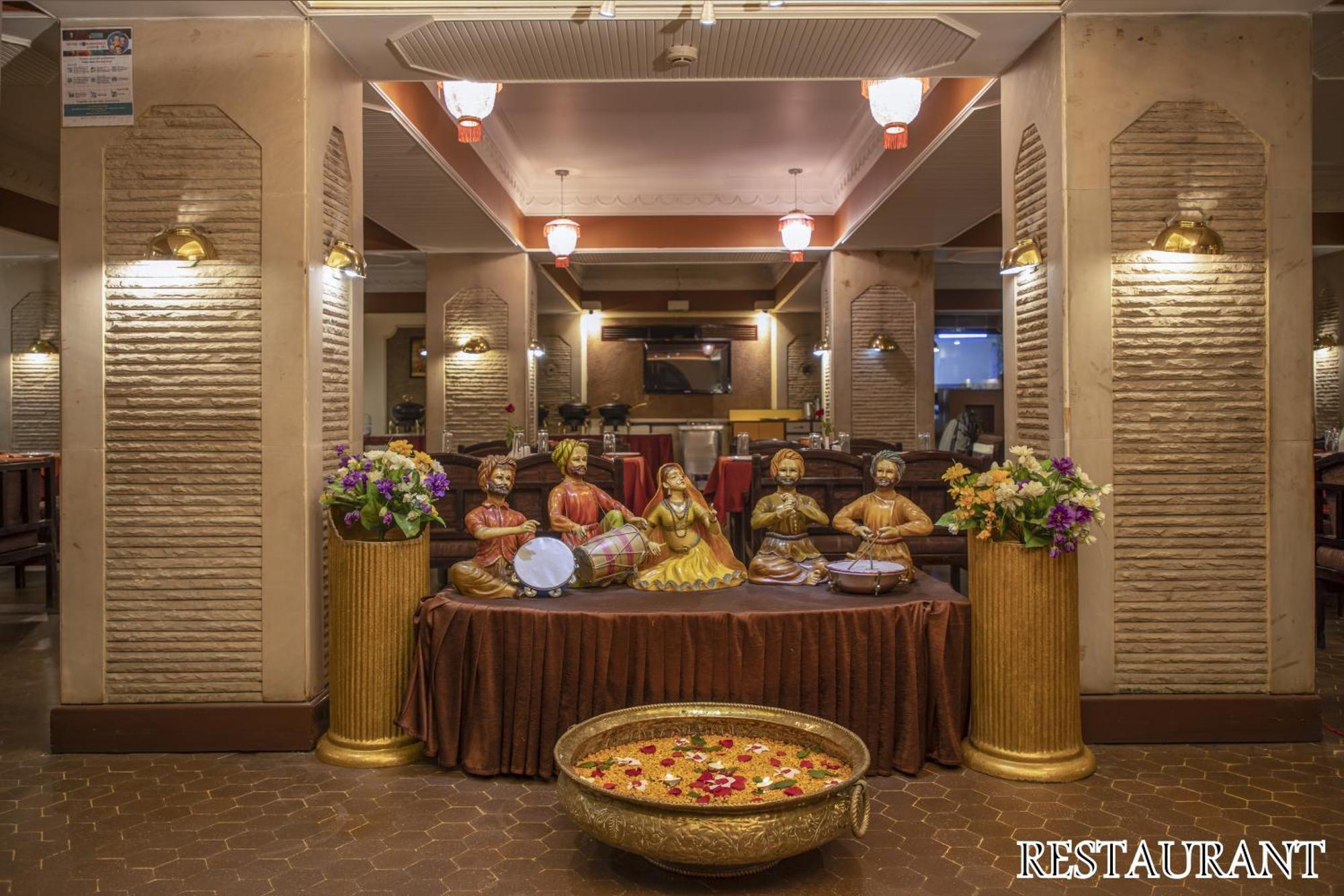 Hotel Rajmahal Guváhátí Exteriér fotografie